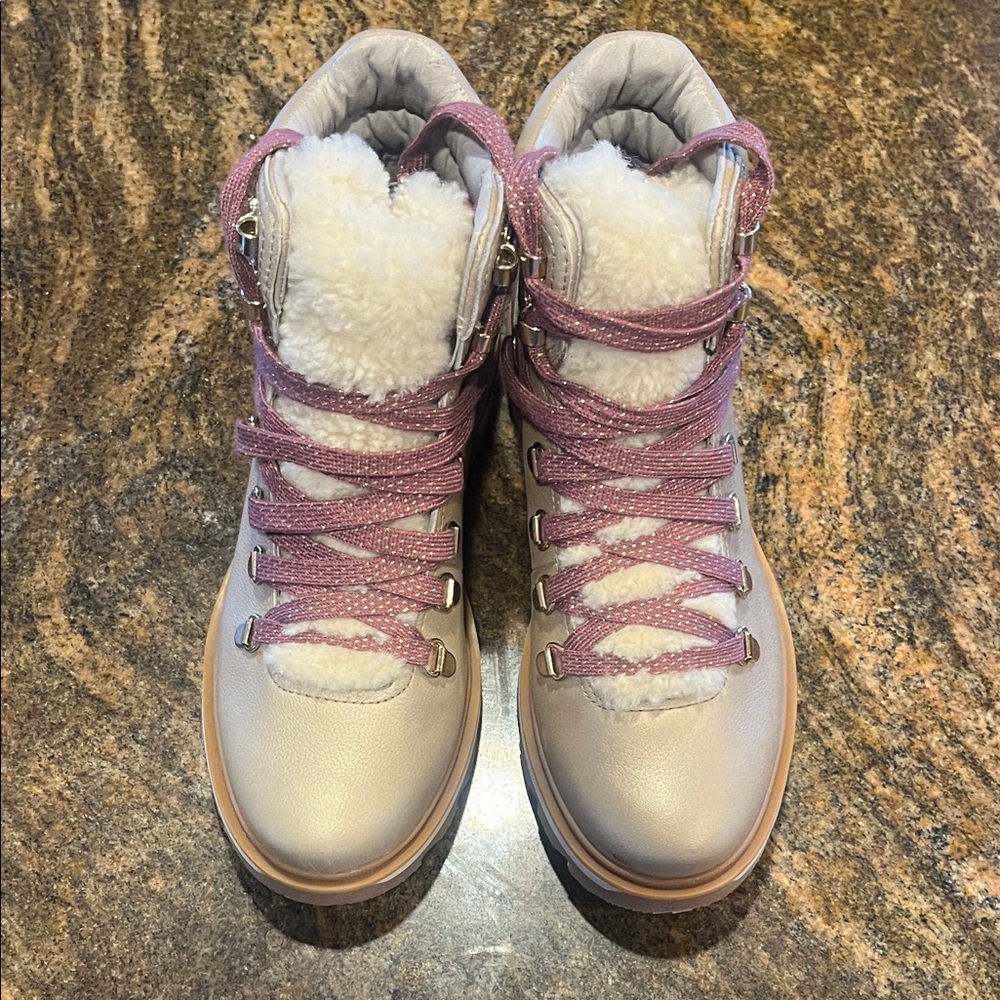 Sorel Women's Shearling-Lined Boots with Purple Laces